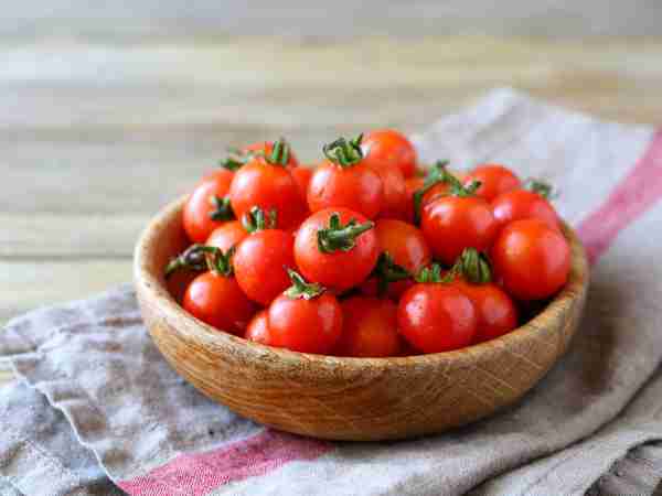 Cherry-Tomaten-Blumen-Jerg-526371425